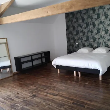 Semesterbostad Des Bernaches Lhommaize