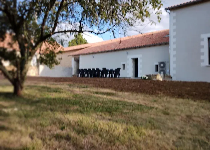 Casa de Férias Des Bernaches Lhommaize