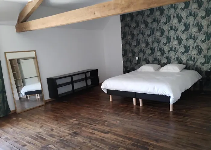 Casa de Férias Des Bernaches Lhommaize